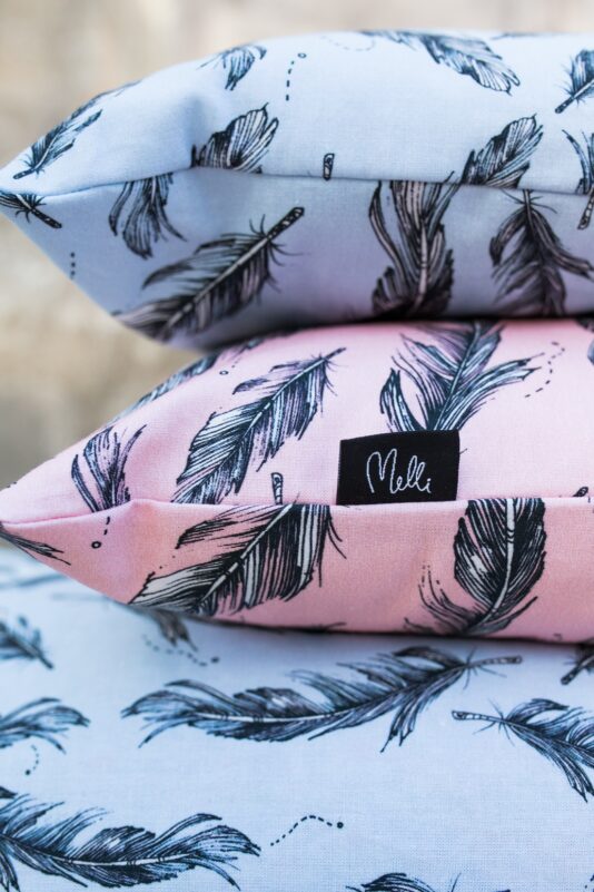 Decorative pillow case, light pink 40 x 40 cm