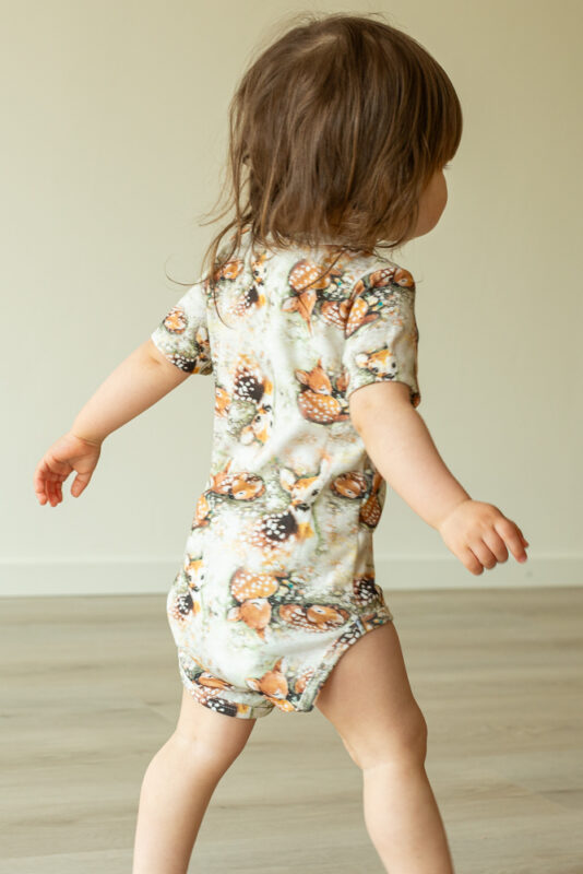 Lyhythihainen body vauvoille - Melli EcoDesign Lyhythihainen body vauvoille - Melli EcoDesign