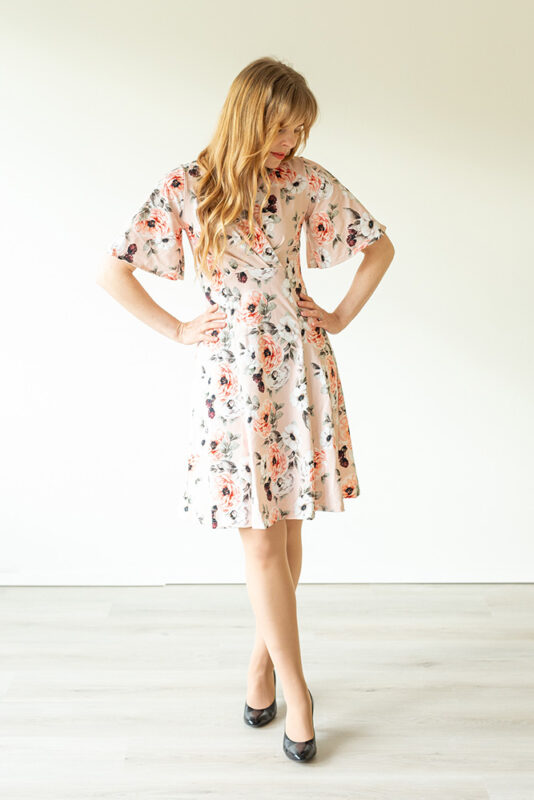 Naisten kotimainen juhlamekko - Melli EcoDesign Naisten kotimainen juhlamekko - Melli EcoDesign