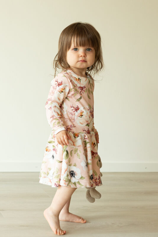 Bodymekko vauvalle kukkakuosilla - Melli EcoDesign Bodymekko vauvalle kukkakuosilla - Melli EcoDesign