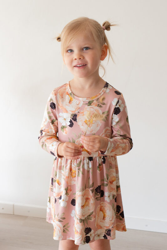 Lasten nougat kukkamekko - Melli EcoDesign