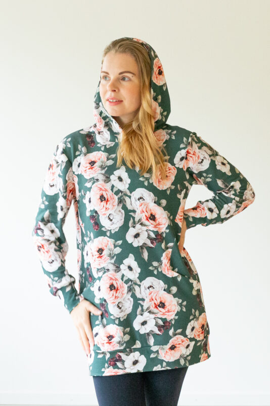 Naisten kotimainen collegehuppari Leinikki havu - Melli EcoDesign Naisten kotimainen collegehuppari Leinikki havu - Melli EcoDesign