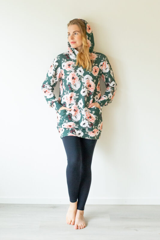 Naisten luomupuuvillainen hupparitunika Leinikki - Melli EcoDesign Naisten luomupuuvillainen hupparitunika Leinikki - Melli EcoDesign