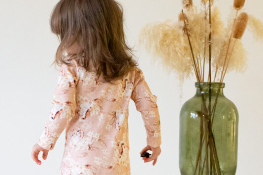 Pupukuosinen vauvan body - Melli EcoDesign Pupukuosinen vauvan body - Melli EcoDesign