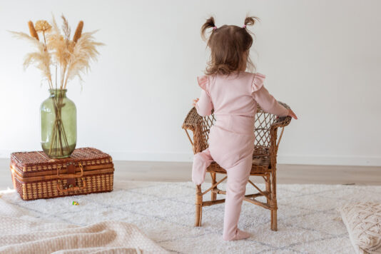 söpö vauvan röyhelöbody - Melli EcoDesign söpö vauvan röyhelöbody - Melli EcoDesign