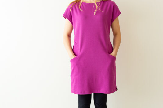 Kotimainen naisten tunika fuksian sävyssä - Melli EcoDesign Kotimainen naisten tunika fuksian sävyssä - Melli EcoDesign