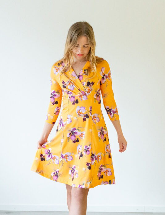 Pleated dress 3-4 sleeves Mystic flower - Melli EcoDesign Pleated dress 3-4 sleeves Mystic flower - Melli EcoDesign