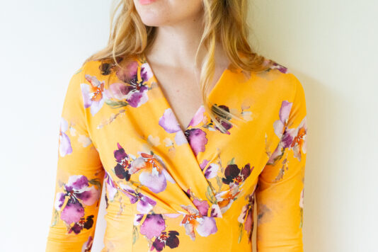 Pleated dress Mystic flower ochre yellow - Melli EcoDesign Pleated dress Mystic flower ochre yellow - Melli EcoDesign