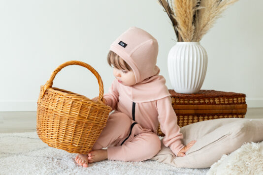 Vauvan merinovillainen kypärmyssy - Melli EcoDesign Vauvan merinovillainen kypärmyssy - Melli EcoDesign