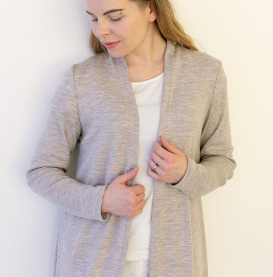 Neuletakki hiekka - Melli EcoDesign Neuletakki hiekka - Melli EcoDesign