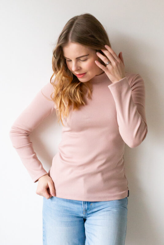 Korkeakauluksinen ribbipaita - Melli EcoDesign Korkeakauluksinen ribbipaita - Melli EcoDesign