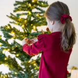 Punainen röyhelöhihainen lasten paita - Melli EcoDesign