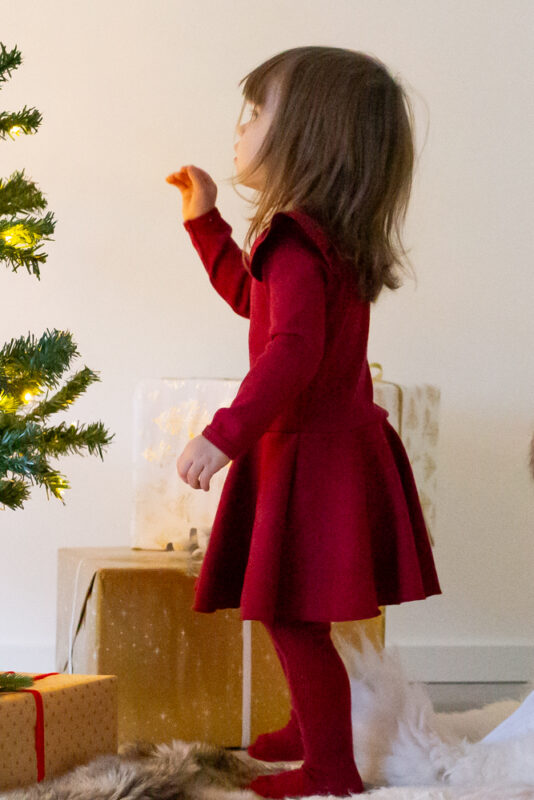 Vauvan punainen ribbinen bodymekko - Melli EcoDesign Vauvan punainen ribbinen bodymekko - Melli EcoDesign