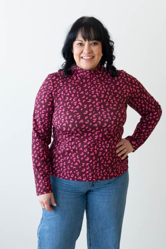Leopardi pinkki kuosinen naisten paita - Melli EcoDesign