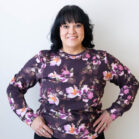 Luumun värinen naisten collegepaita - Melli EcoDesign