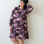 Naisten luumun sävyinen frillamekko - Melli EcoDesign