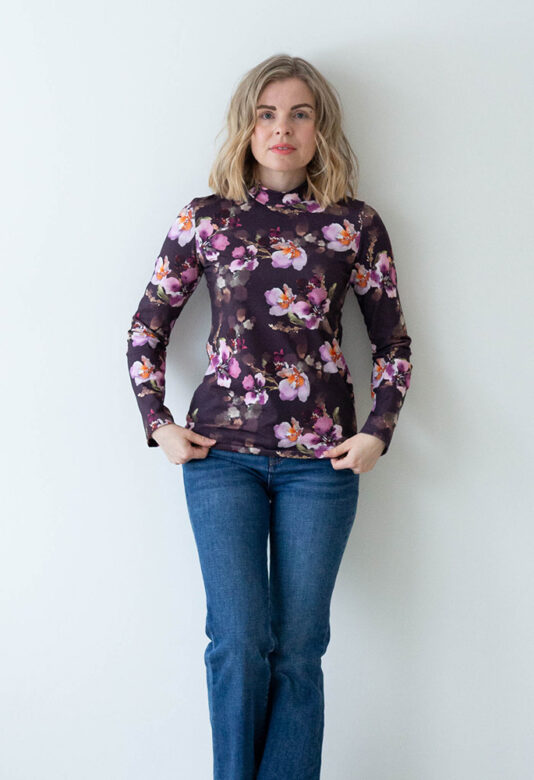 Naisten paita korkealla kauluksella mystic luumu - Melli EcoDesign Naisten paita korkealla kauluksella mystic luumu - Melli EcoDesign