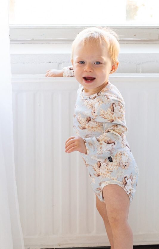 Vauvan pupu kuosinen ribbibody - Melli EcoDesign Vauvan pupu kuosinen ribbibody - Melli EcoDesign