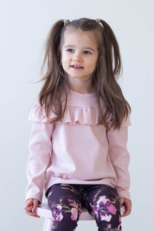Lasten vaaleanpunainen ribbipaita röyhelöllä - Melli EcoDesign
