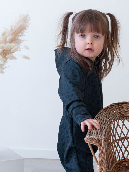 Leopardi kuosinen vauvan collegehaalari - Melli EcoDesign