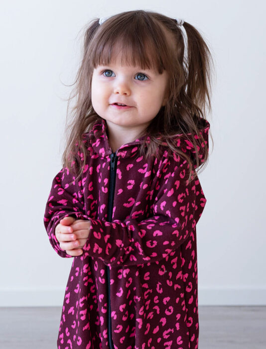 Vauvan leopardi pinkki collegehaalari - Melli EcoDesign