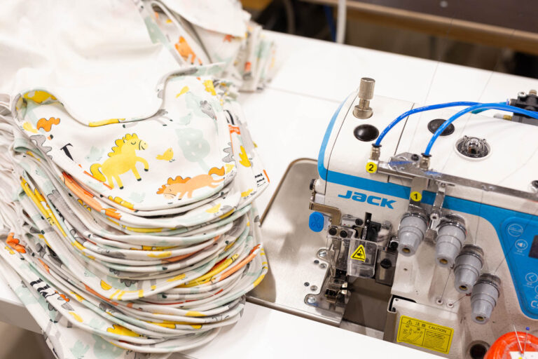 Maaseudun tulevaisuus 110 vuotta – kotimaiset vauvan bodyt juhlistamaan uusia alkuja