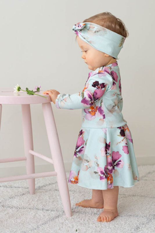 Vauvan kukkakuosinen bodymekko - Melli EcoDesign